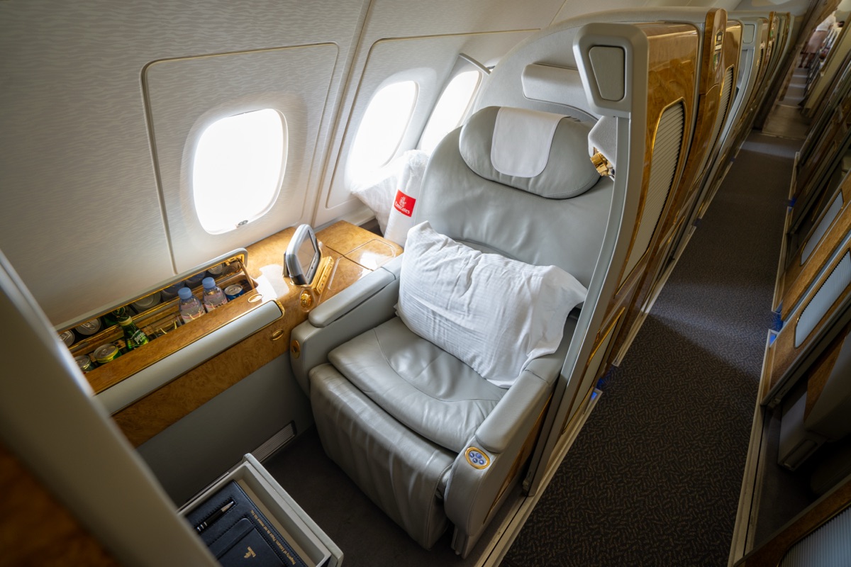 Steve, Round the World